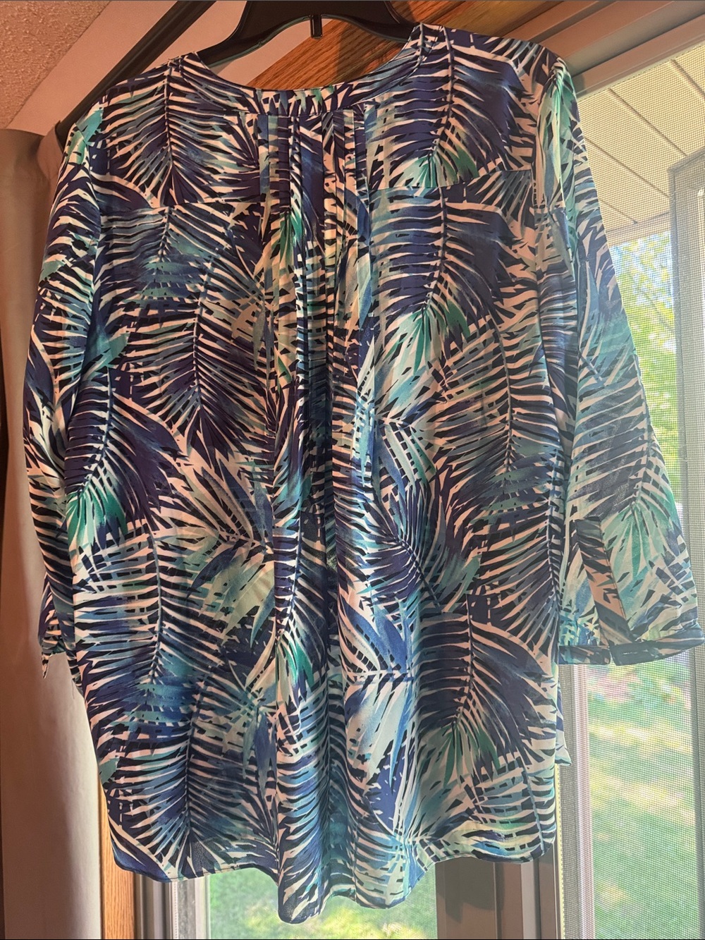 NYDJ Tropical Leaf Print Blouse in Blue and Teal - Picture 2 of 8